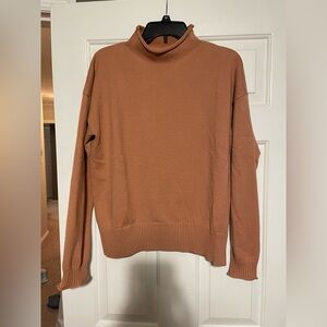 Women’s pink sweater!